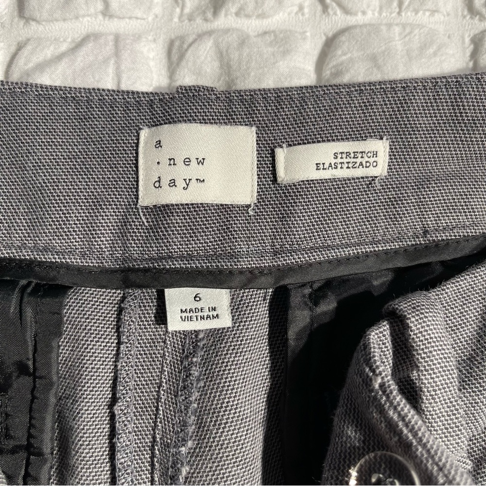 ANKLE PANTS - Picture 2 of 3